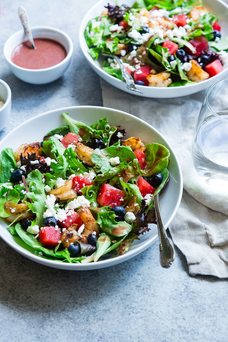 Image of colourful greek salad in a bowl